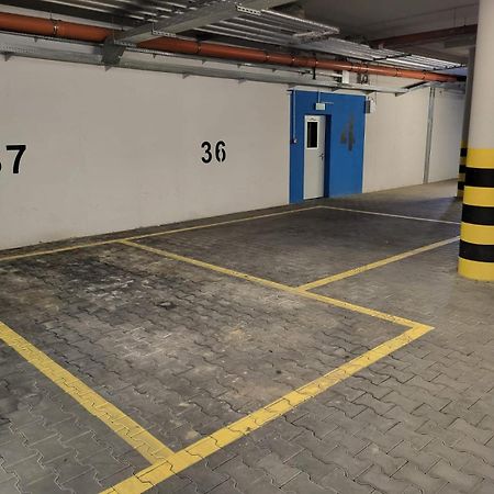 Apartament Em Klimatyzacja&Parking Rzeszów Buitenkant foto