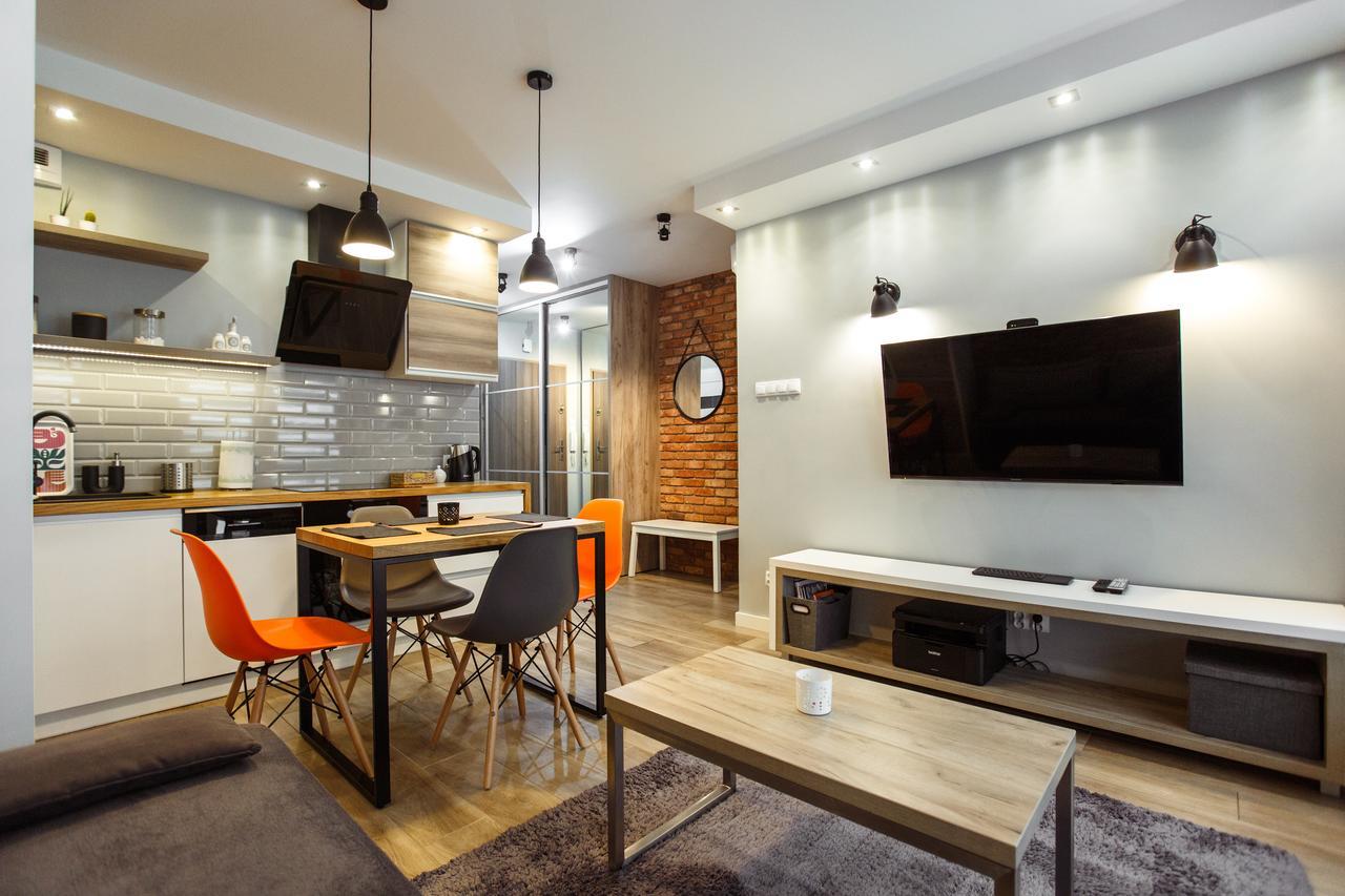Apartament Em Klimatyzacja&Parking Rzeszów Buitenkant foto