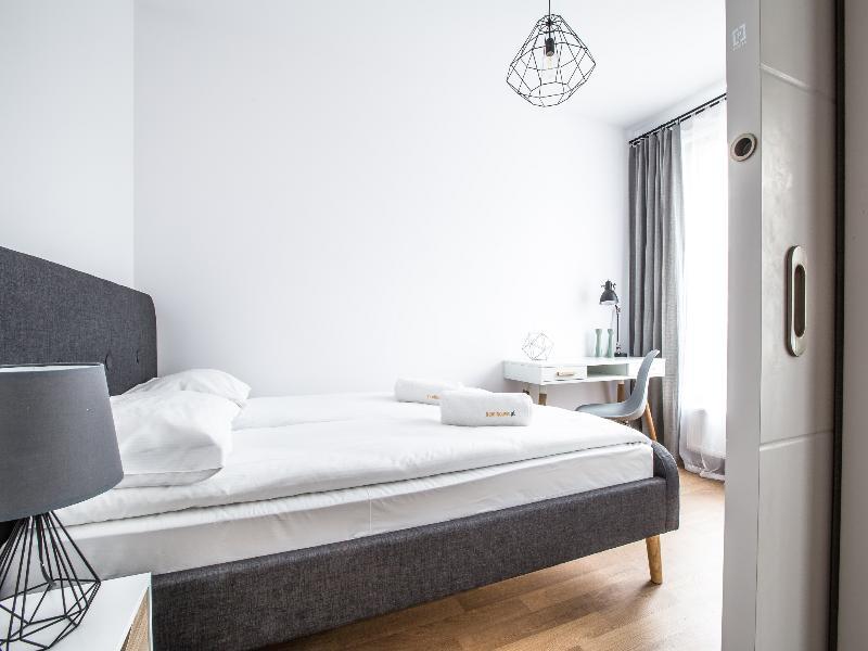 Apartament Em Klimatyzacja&Parking Rzeszów Buitenkant foto